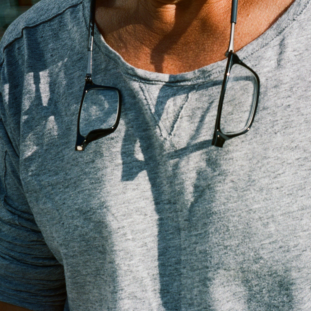 Hang In Neck Reading Glasses With Flexible Head Band. Summer Sale! Up to Rs. 1300 OFF